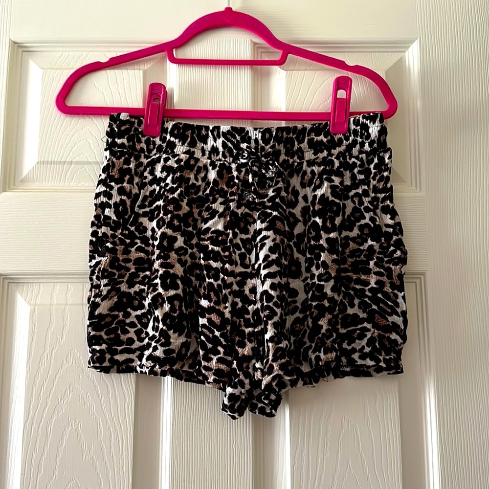 Cheetah Print Shorts 🐆